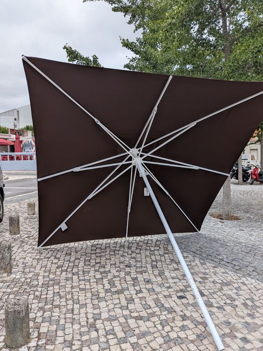 Guarda-sol 3x3 m (aprox.) – Novo