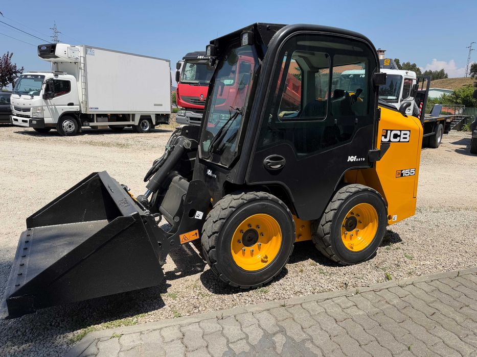 Máquina JCB 155 Robot