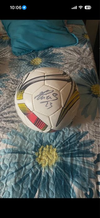 Bola Autografada por Adrien Silva (Presencial)