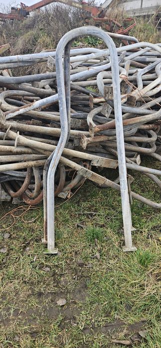 Stanowiska dla krów, agrafki, miejsca, legowiska