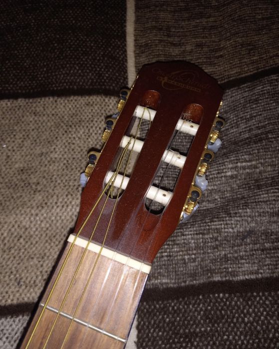 Продаю гітару BY WASHBURN