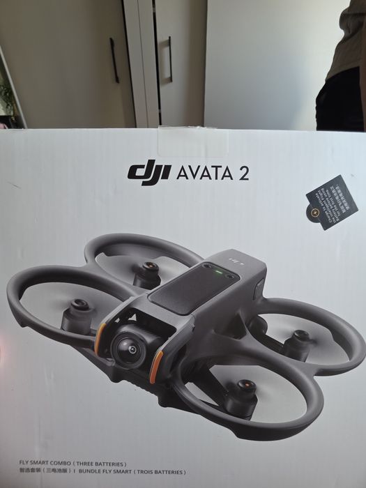 DRON DJI AVATA 2 FLY Smart combo(trzy baterie)