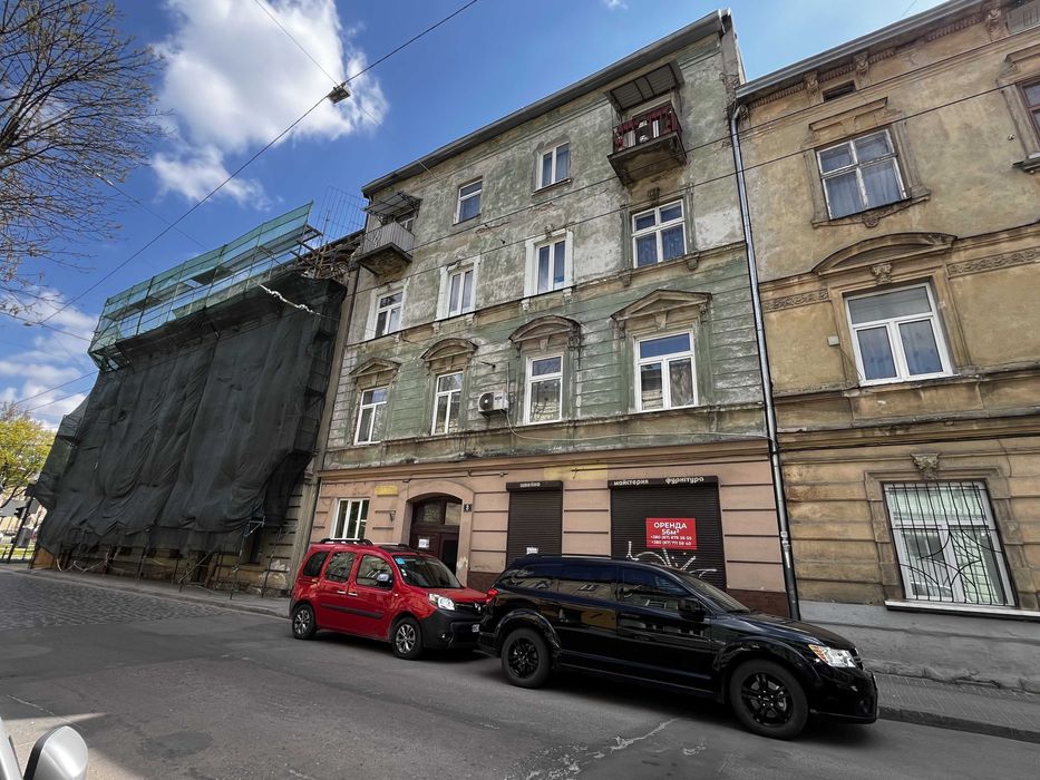 Продаж 2-кім квартири з ремонтом по вул Героїв Упа. Степана Бандери