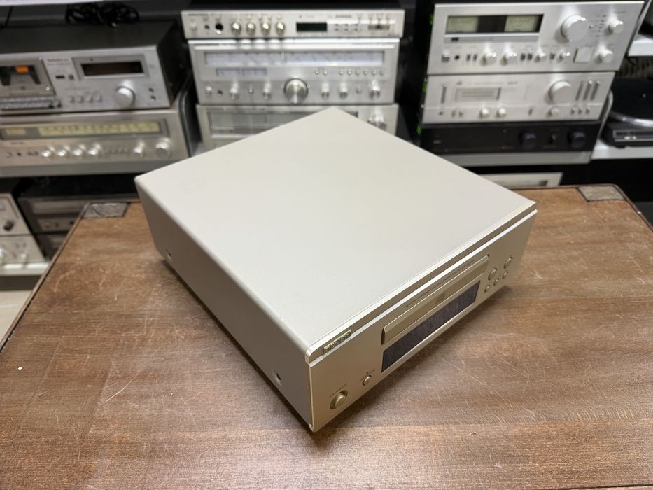 Odtwarzacz płyt CD Denon UCD-F88 Audio Room