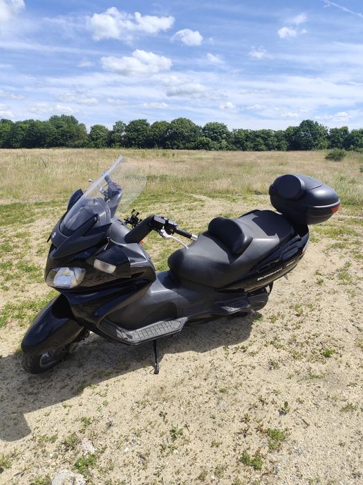 Suzuki Burgman 650 executive