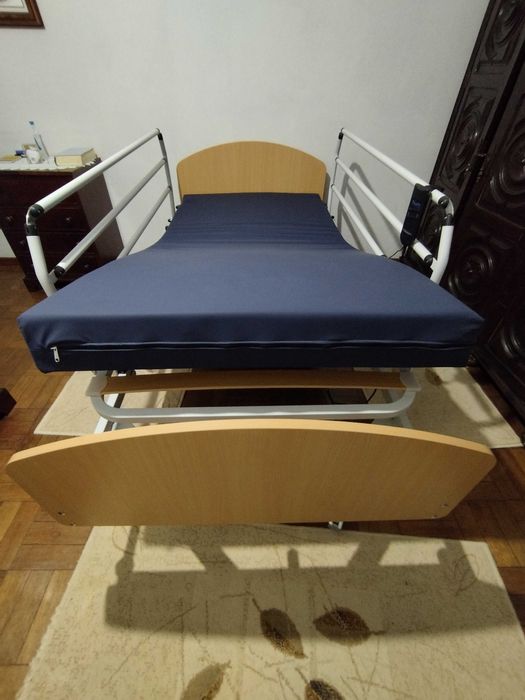 Cama hospitalar eléctrica