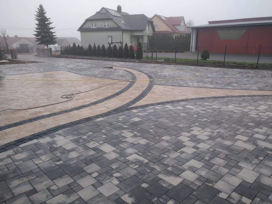 Układanie kostki brukowej !!!