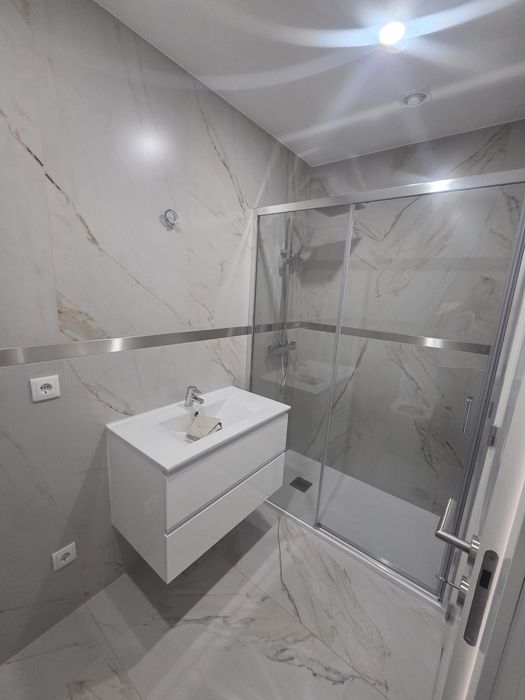 Moradia T5 completamente renovada