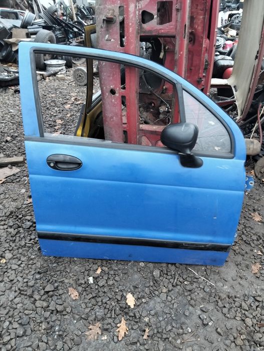 Двері передні ліва права Део Матіз Deawoo Matiz