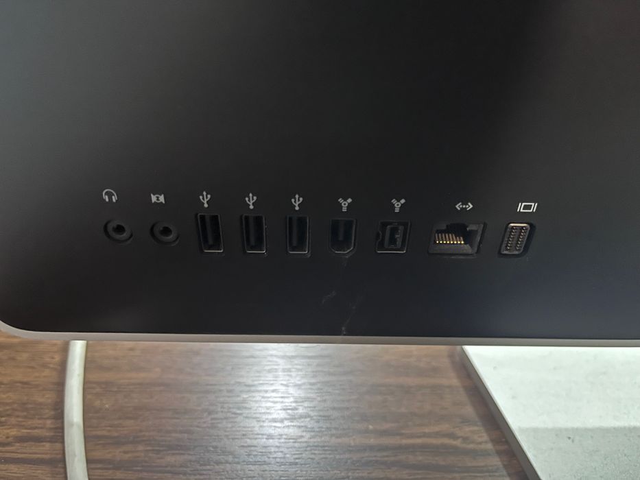 Apple iMac A1225 24" Desktop