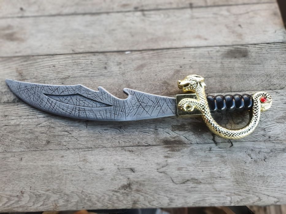 Torebka kuferek Hello Kitty dla małej modelki