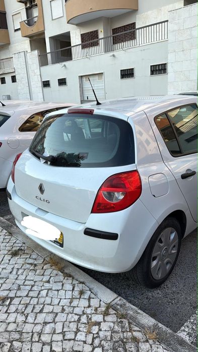 Renault Clio III 1.5 dCi (Ano 2008) – 5 Portas — photo 3