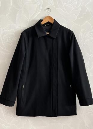 Max mara weekend оригінал куртка на синтепоні.