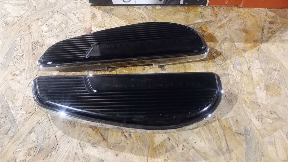 Kpl 2x Podesty podest Harley Davidson Softail Fat Boy FLFB FLFBS M8