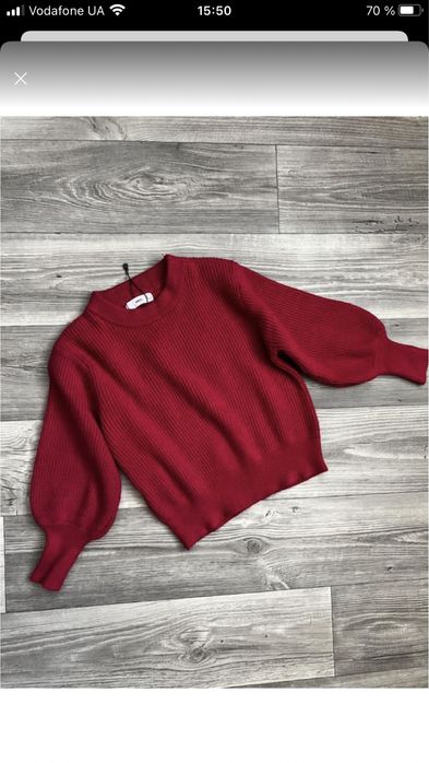 Светр з об'ємним рукавом