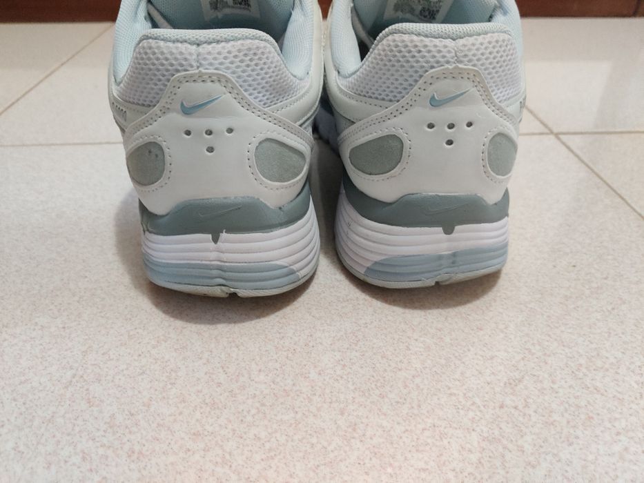 Sapatilhas Nike P-6000