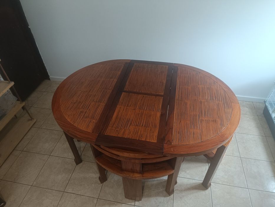 Mesa em bambu feita por encomenda