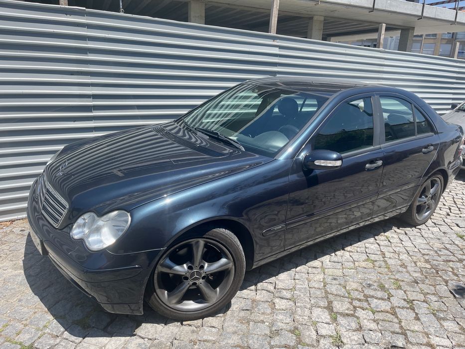 Mercedes C220 CDI bom estado