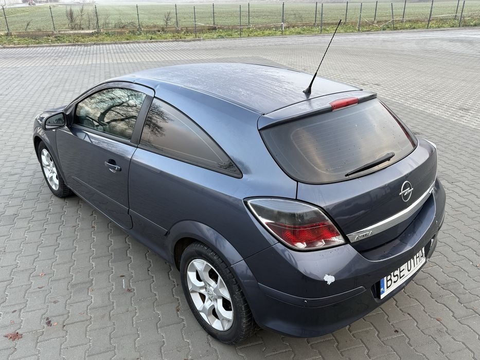 Opel Astra H gtc Sport