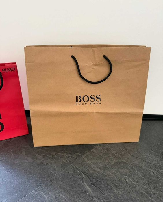 Hugo Boss оригінал брендові подарункові пакети