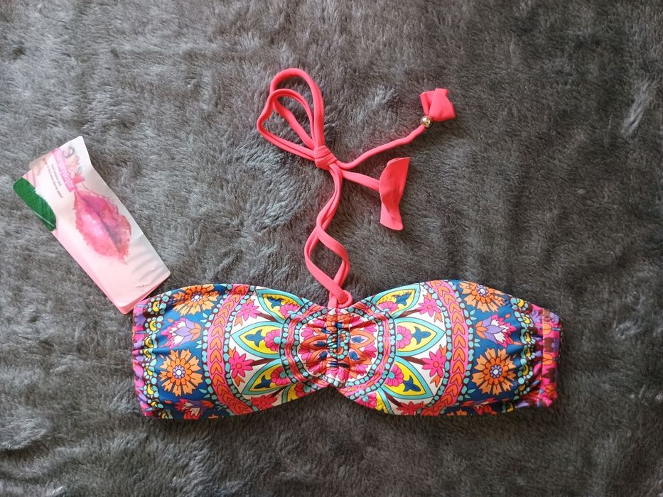 Góra od bikini Kolorowe ornamenty