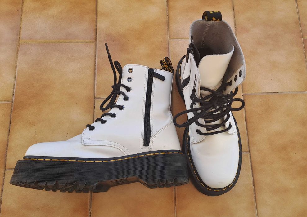 Botas Dr. Martens Brancas