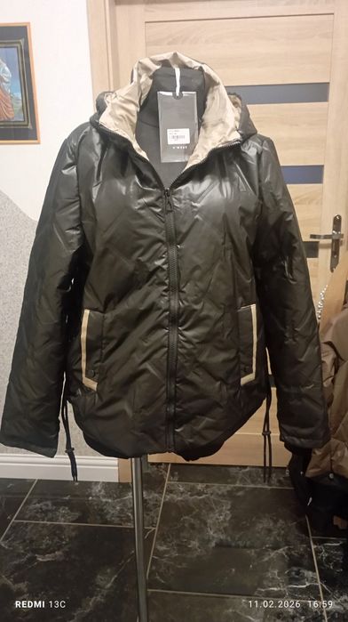 Kurtki damskie Wiosenne kolor czarny  rozmiar od 3 XL do 7 Xl