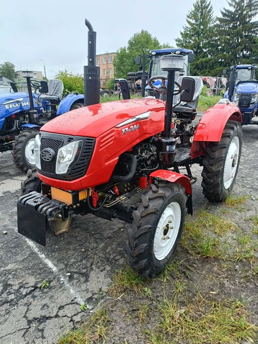 Мінітрактор Сінтай Xingtai XT-244L рівна підлога, бокова КПП4+1 2025