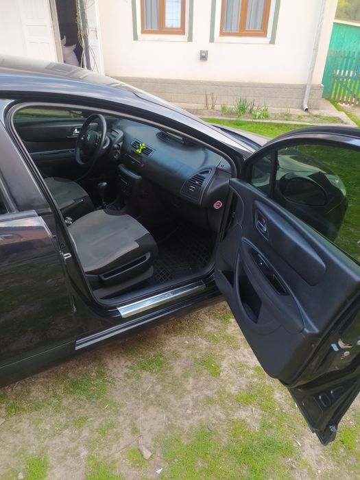 Citroen C4  1.6 бензин