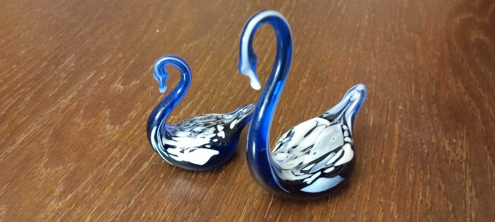Szkło Murano ręcznie wykonane kobaltowe łabędzie cena za 2 szt