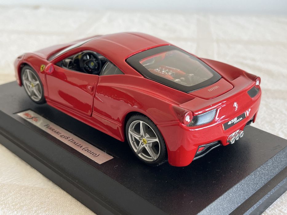 Ferrari 458 Italia (2010) modelo