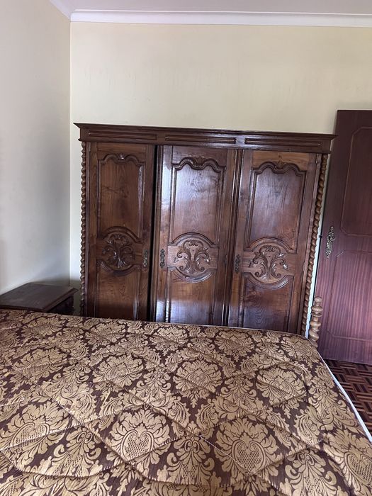 Ofereço Moveis recheio 3 quartos sala e cozinha