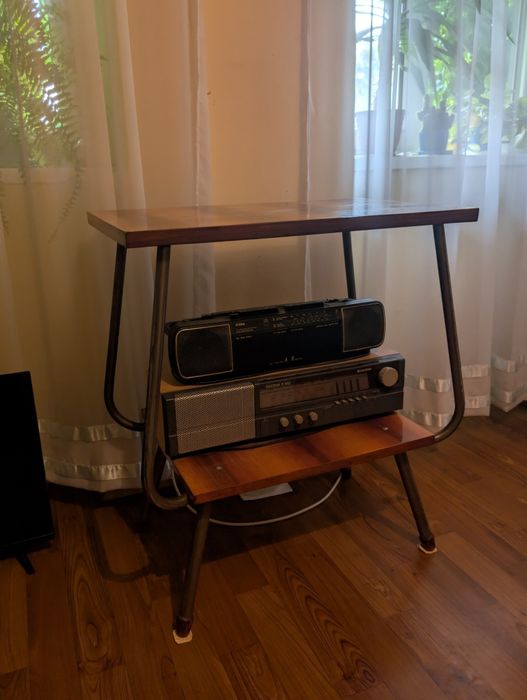 Stolik RTV z PRL-U Tulipan