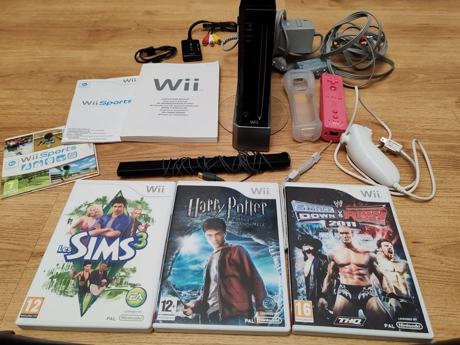 Nintendo Wii  com 3 jogos e comandos