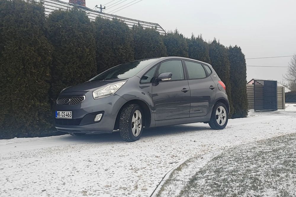 Kia Venga 1.4 BENZYNA, bogata wersja wyposażenia, BEZWYPADKOWY.