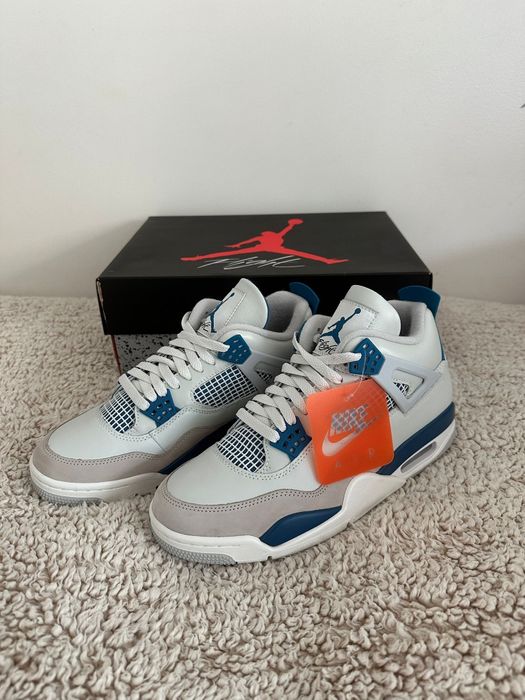 Air jordan4 military blue