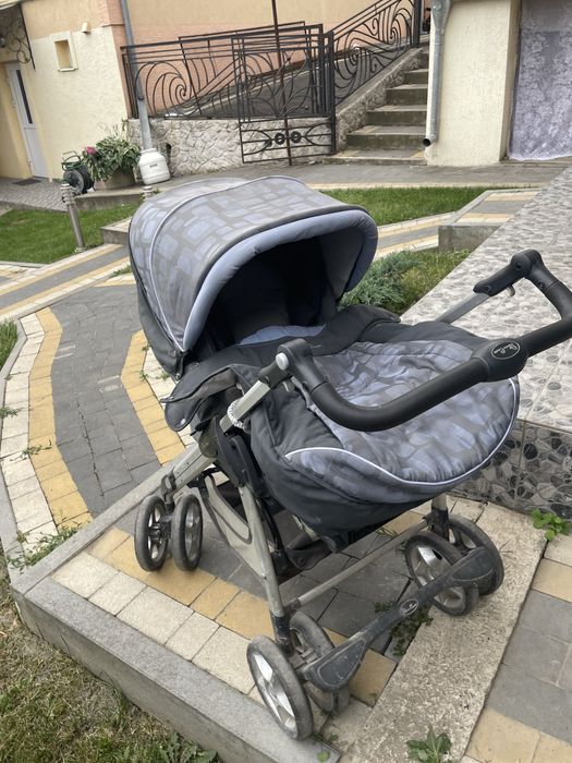 Каляска 2в1 по любій дорозі їде