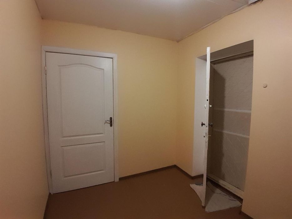 Продається квартира в гуртожитку