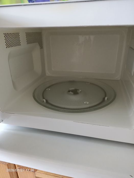 Продам мікрохвильову піч.