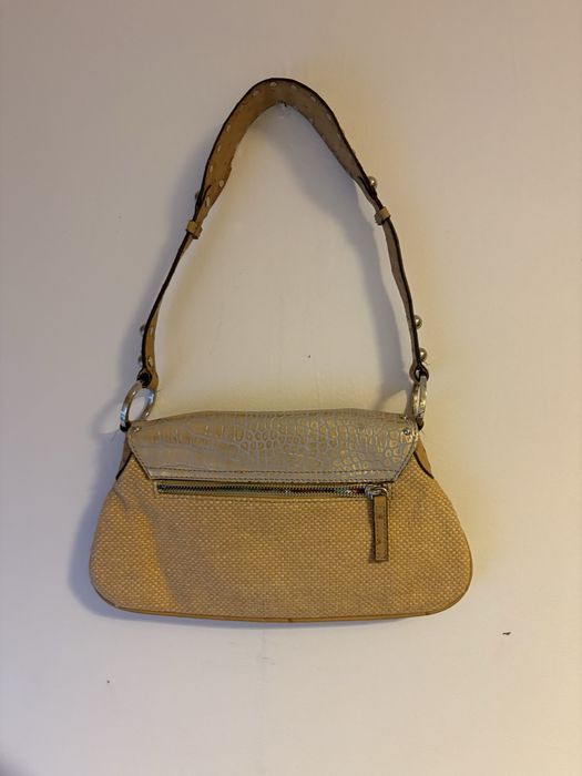 Mala Guess Original