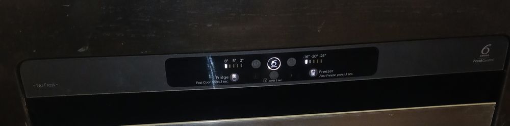 Холодильник Whirpool total nofrost