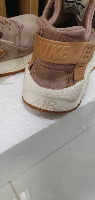 Buty damskie Nike Air 37,5