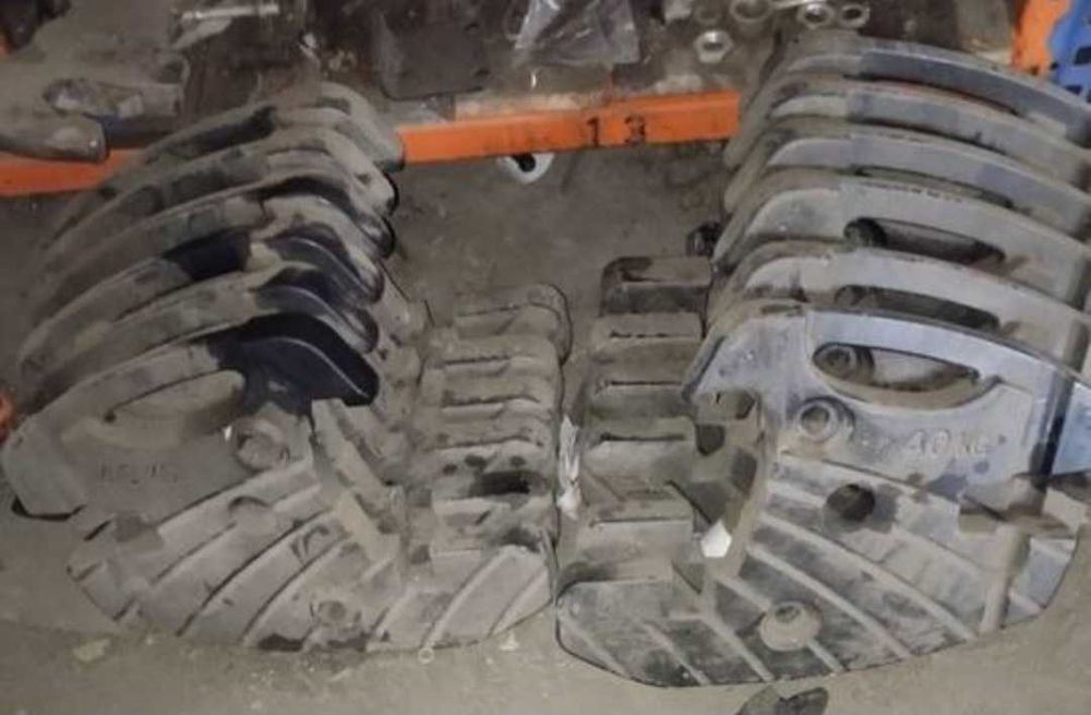 Obciążnik MF Ferguson Ursus 45 kg 4x55 kg i zaczep 60 kg + wspornik balast, 12x valtra