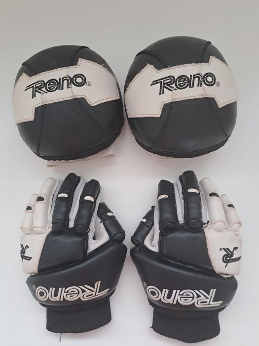 Patins e material de patinagem