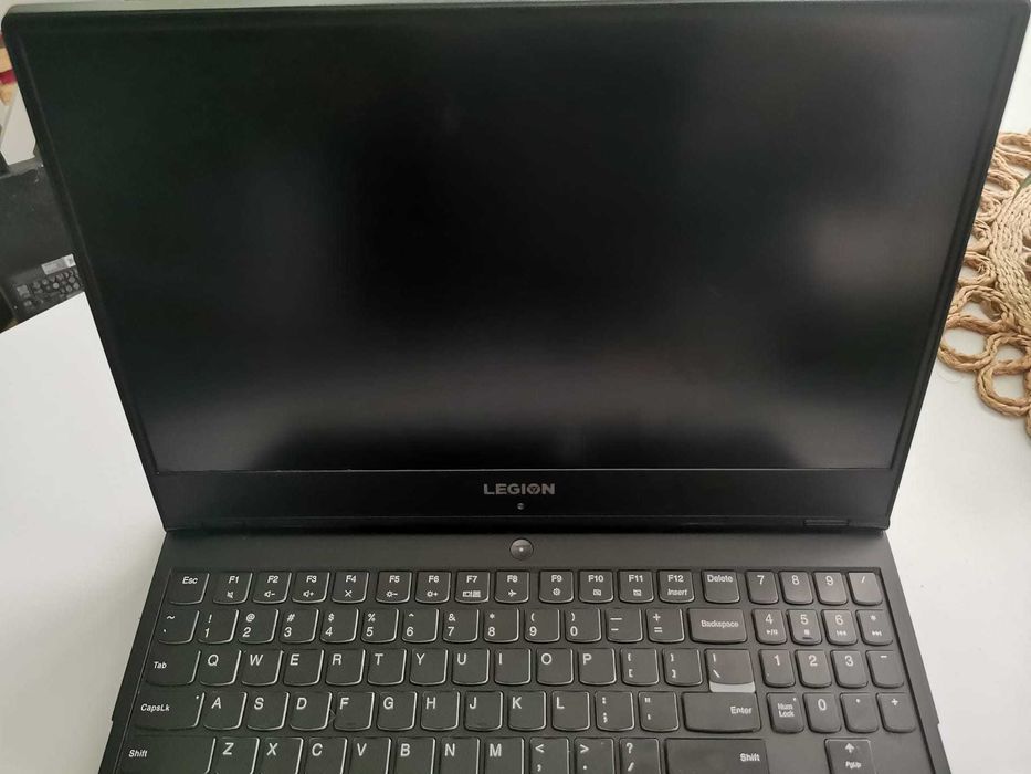 Lenovo Legion Y530 – i5-8300H / GTX 1050 Ti 4GB / 16GB RAM / SSD + HDD