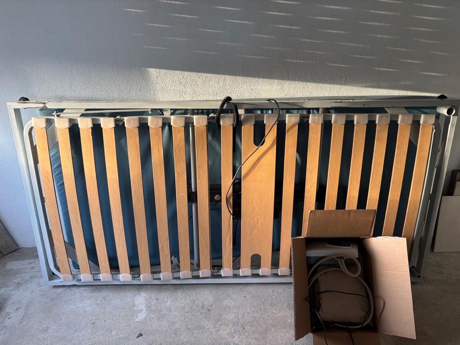 cama hospitalar elétrica articulada com elevação