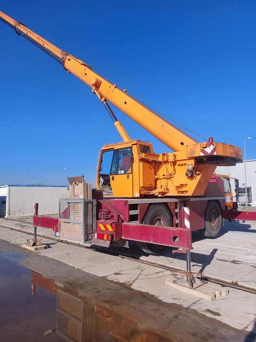 Liebherr LTM 1030-2.1  Żuraw samojezdny Liebherr LTM 1030-2.1