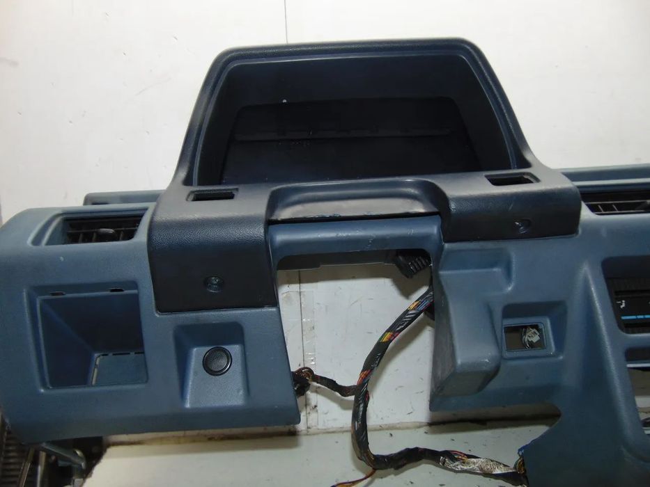 Nissan Micra K10 tablier usado em bom estado
