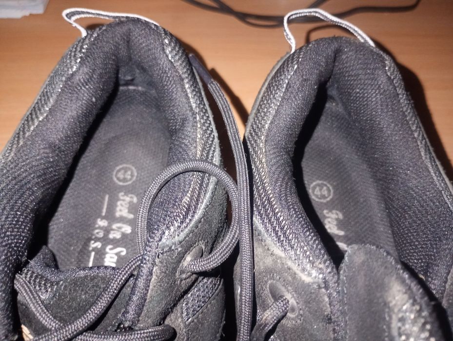 Спортивні туфлі 44 тий