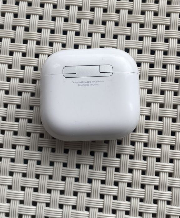 Аpple AirPods 4 A3058 (MXP63)  кейс